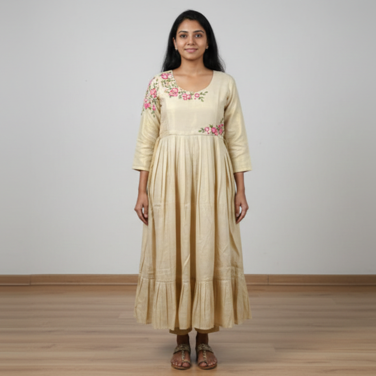 CREAM COLOR TISSUE SILK UMRELLA CUT TOP
