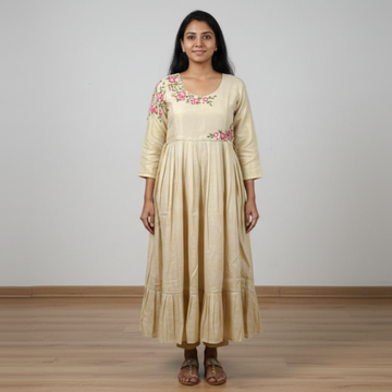 CREAM COLOR TISSUE SILK UMRELLA CUT TOP