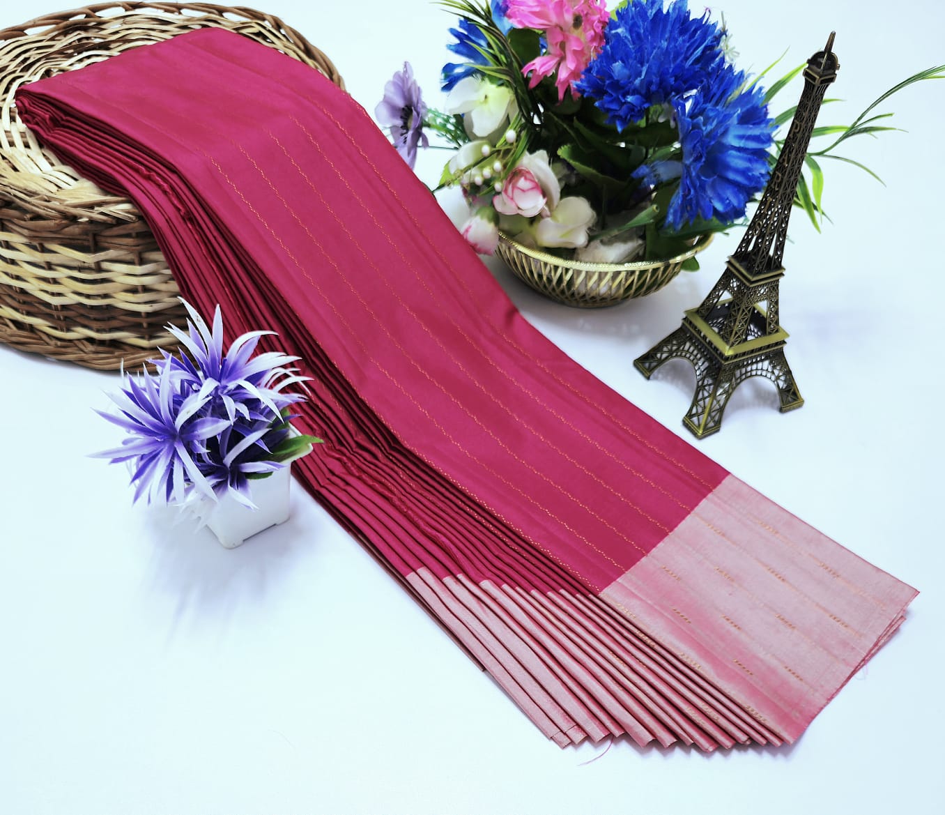 MAGENTA WITH PASTEL PINK AARANI SILK SAREE