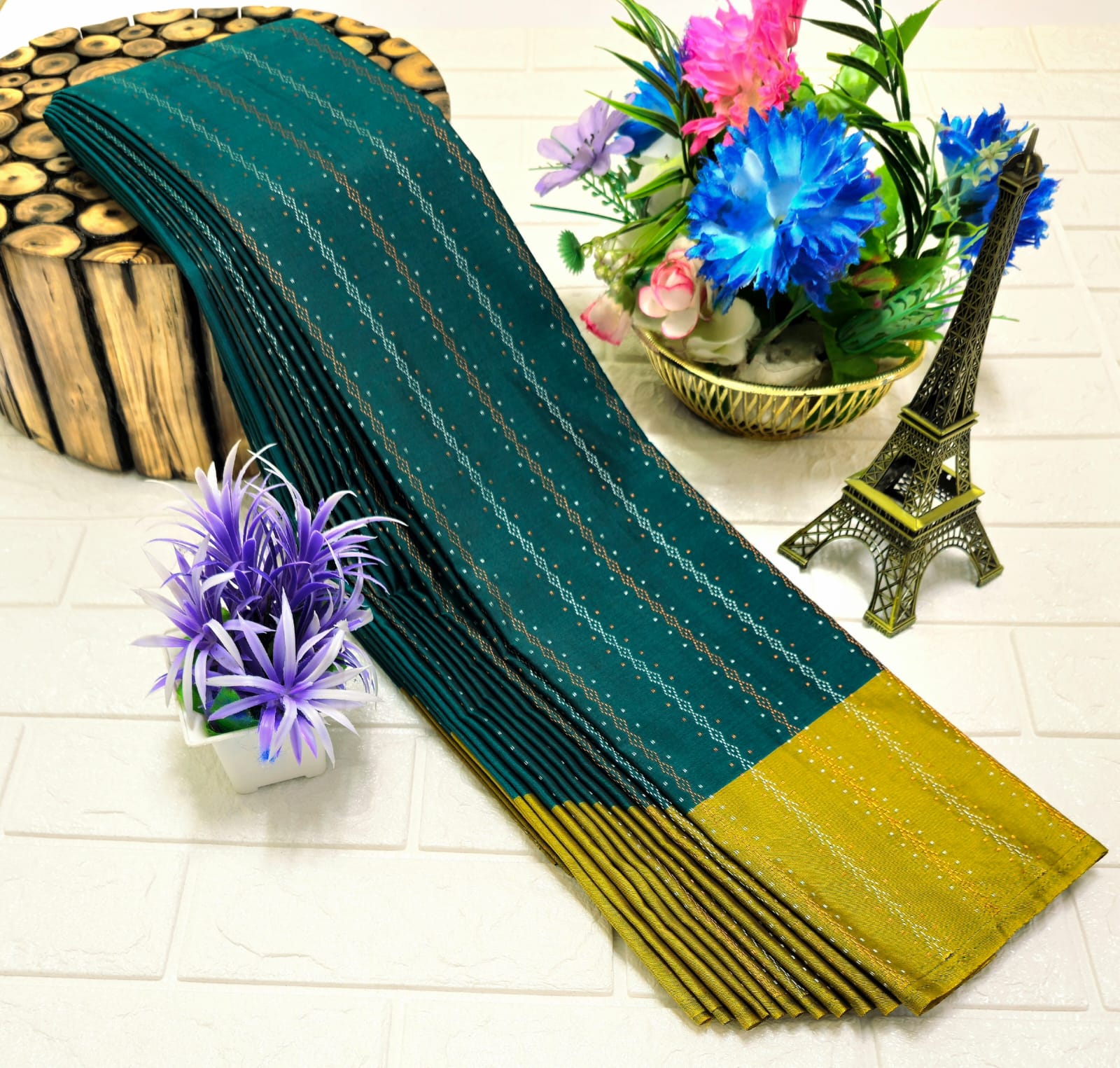 DARK GREEN WITH GREENISH YELLOW AARANI SILK SAREE