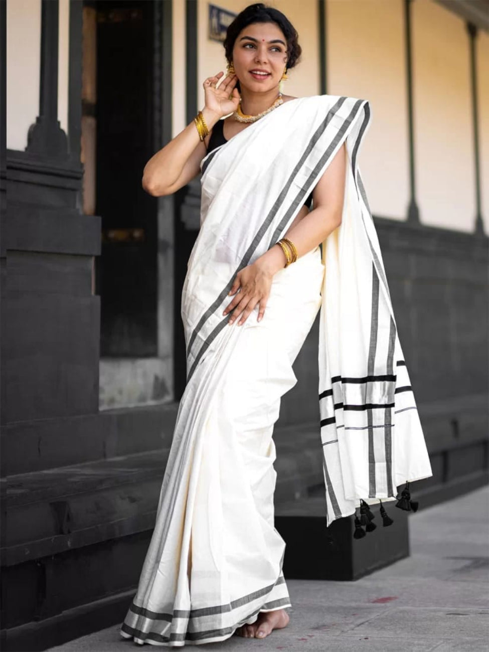 BLACK WITH SILVER ZARI WORK KERALA PURE COTTON KASAVU SAREE