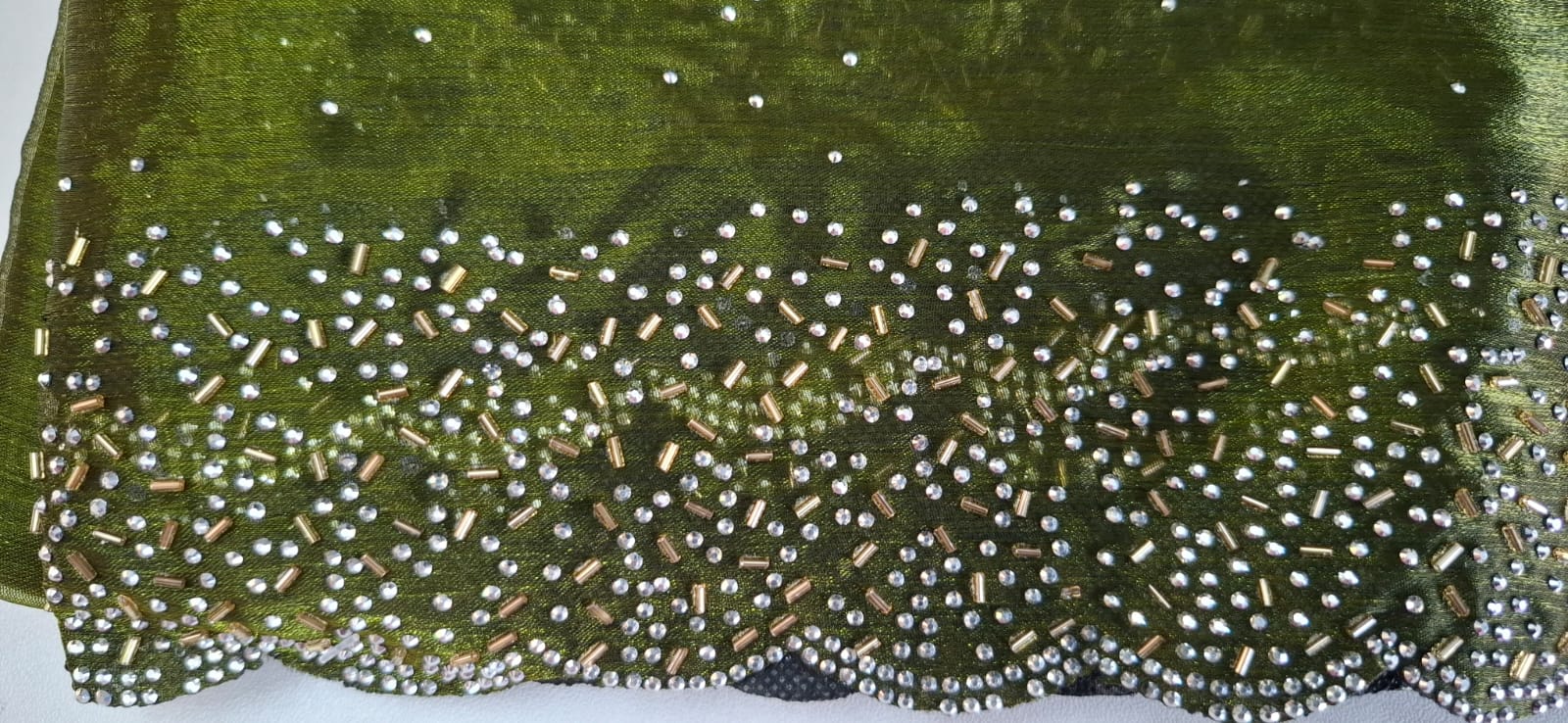 OLIVE GREEN COLOR SPACE SILK SAREE