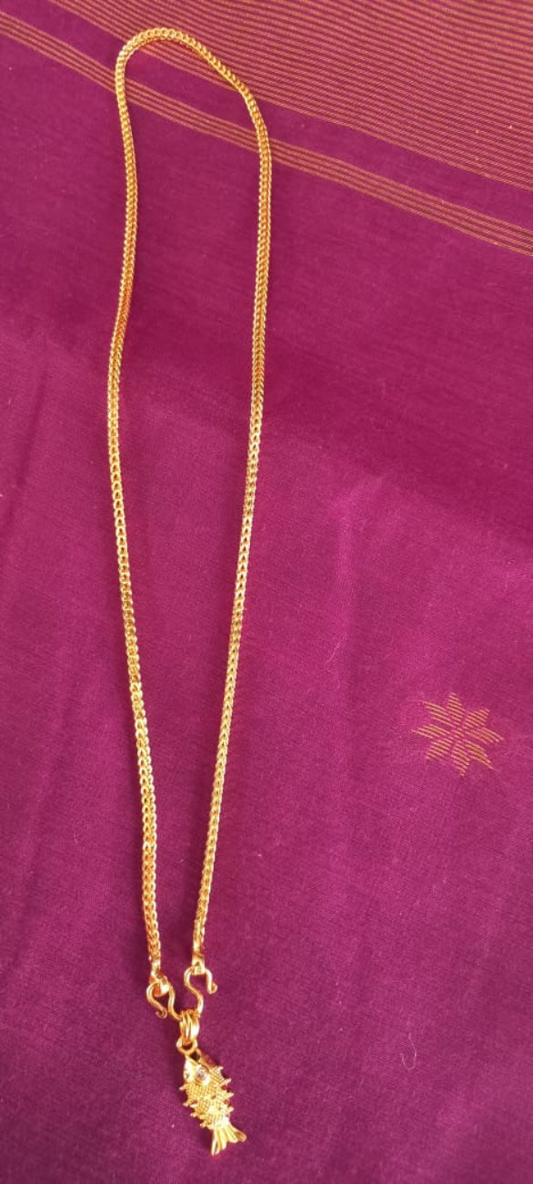 IMPON CHAIN WITH FISH DESIGN DOLLAR