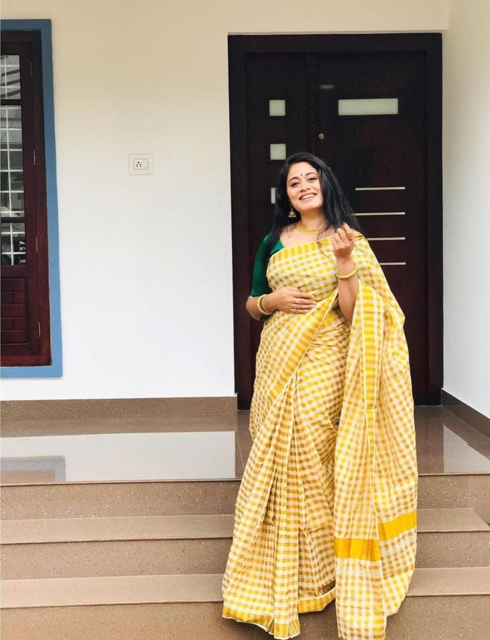 KERALA KASAVU CHECKED COTTON SAREE